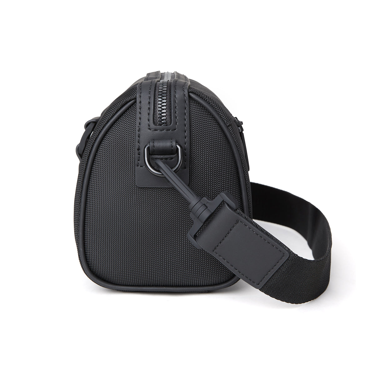 Navigare erkaklar sumkasi