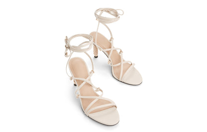 Charlz va Keyt ayollar sandallari