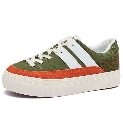 AAA 1955-yildan beri krossovkalar