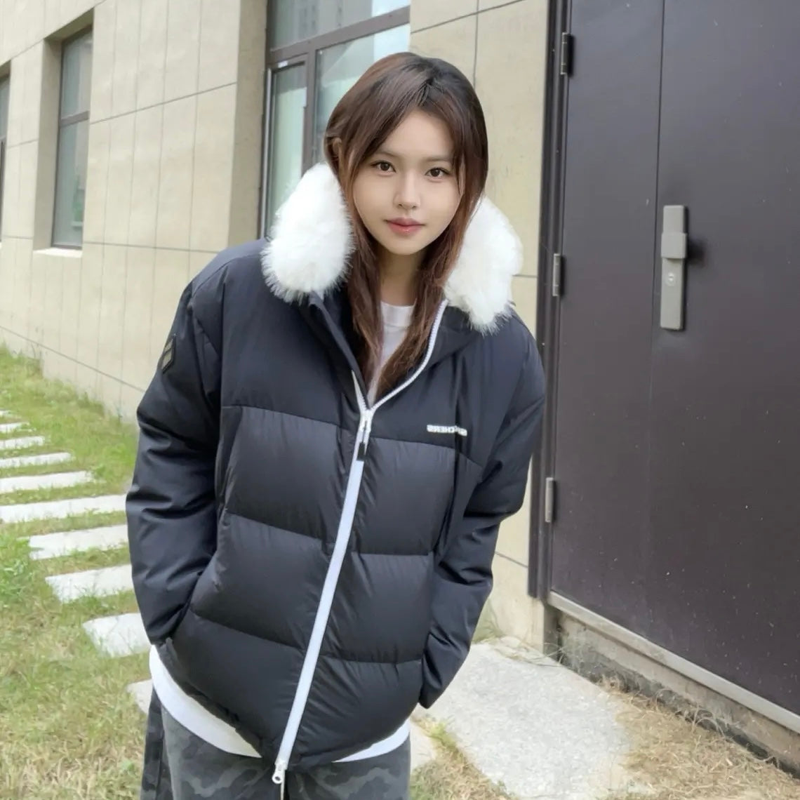 Пуховик женский Skechers