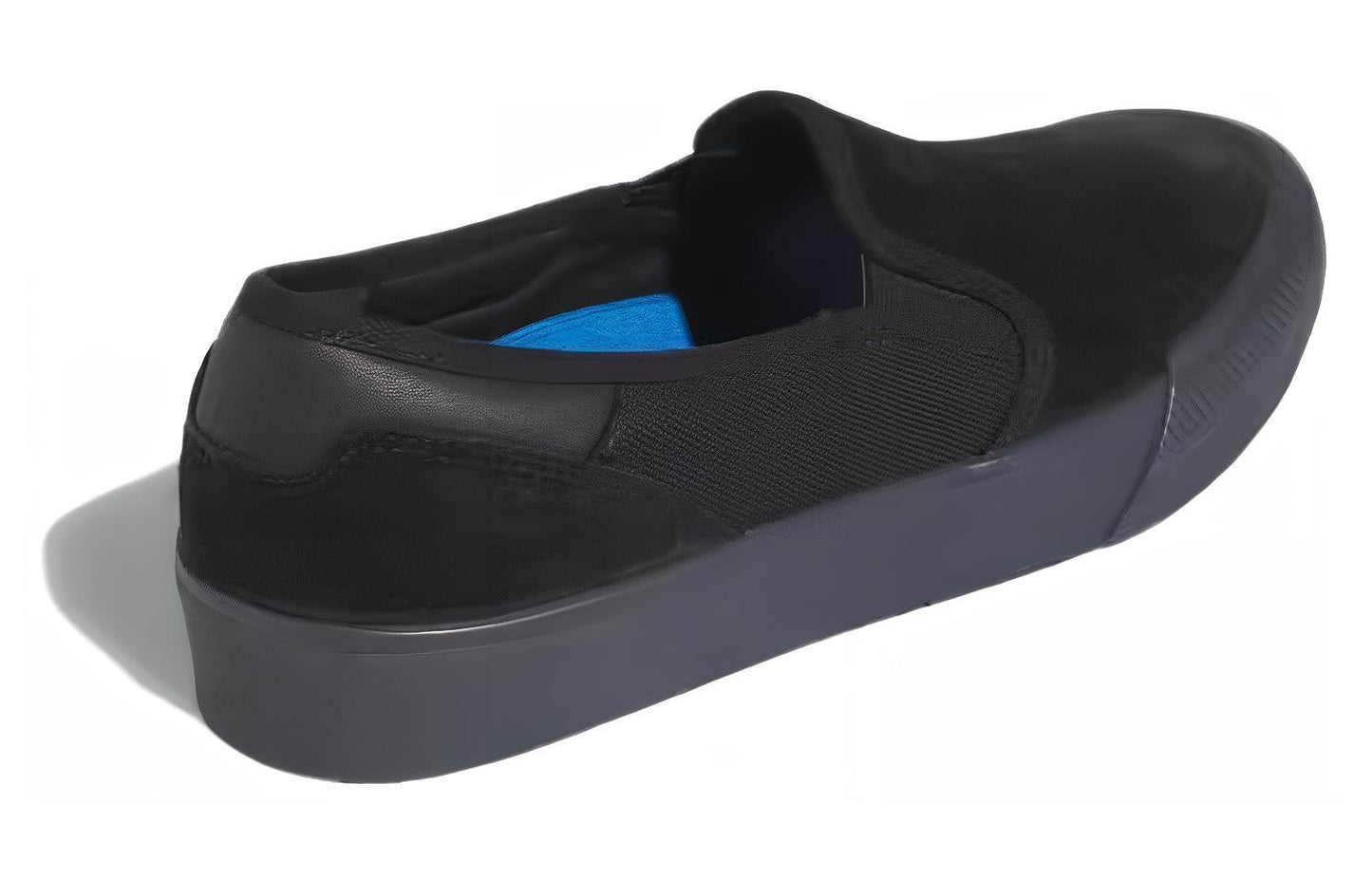 Ayollar krossovkalari va Adidas Shmoofoil
