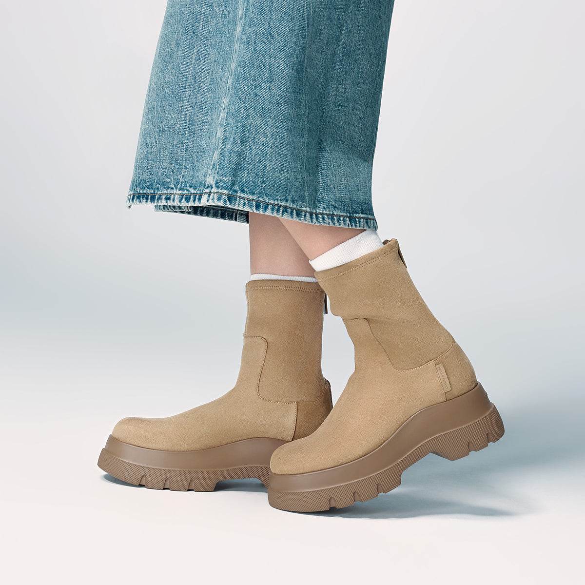 Ботинки женские Charles&Keith Thick Sole - Boxette Shop