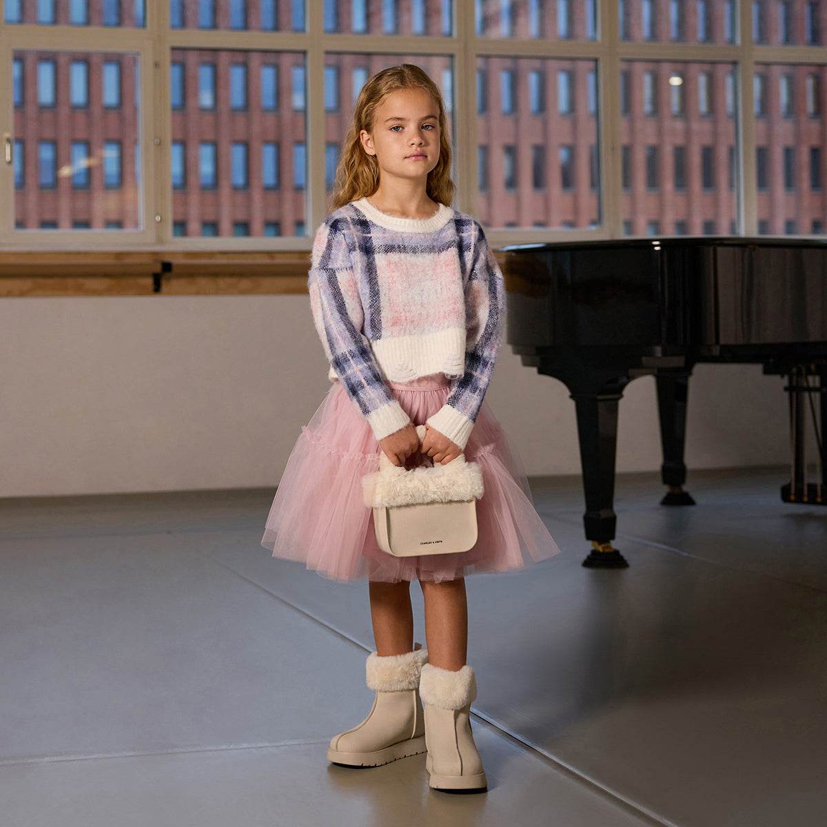 Сумка женская Charles&Keith Plush Collection Soft - Boxette Shop