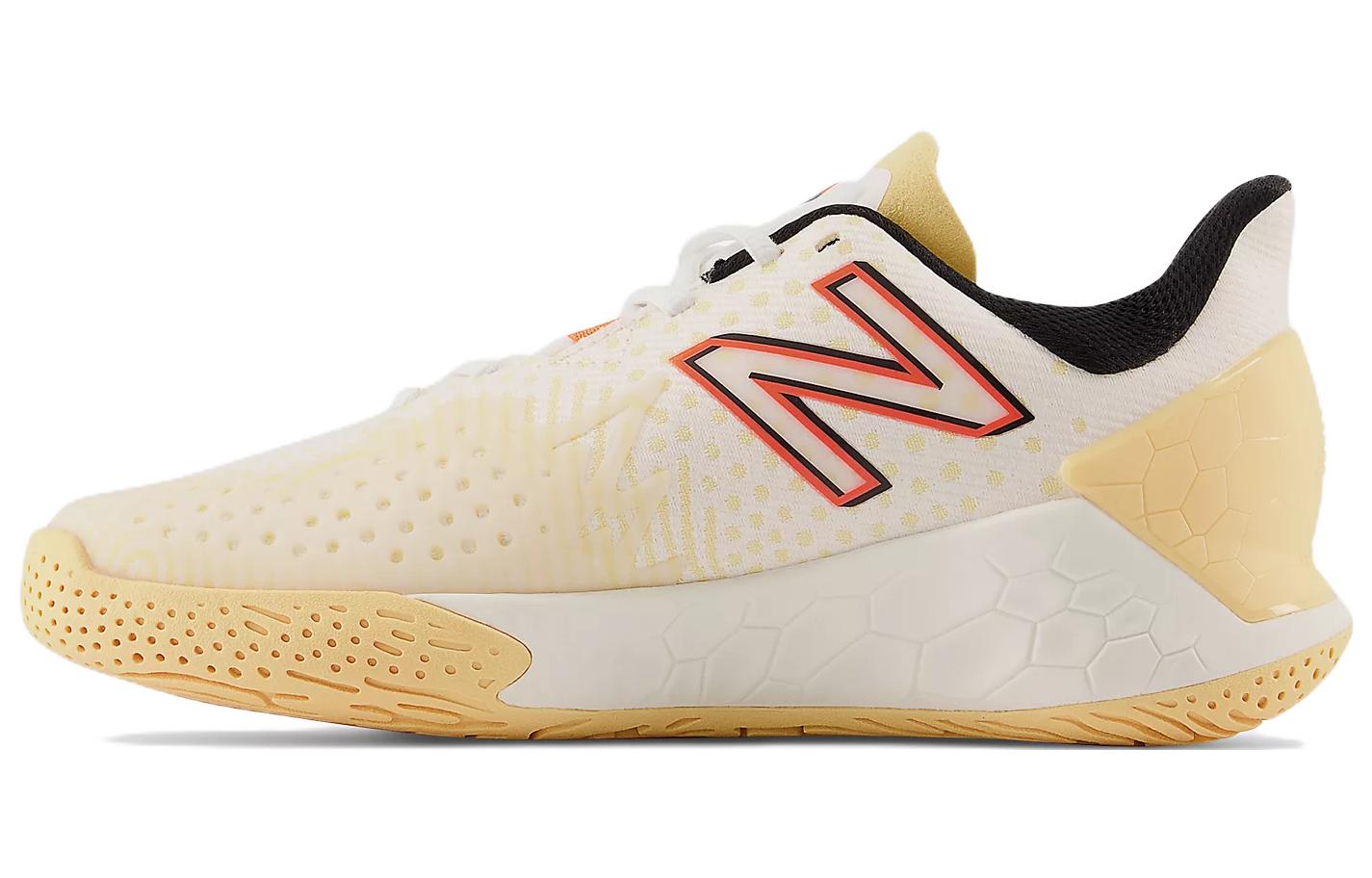 New Balance Fresh Foam X Lav V2 ishqalanishga chidamli past porozlikli erkaklar tennis poyabzali, oq, sariq