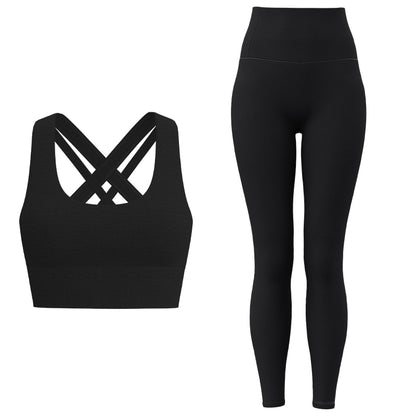 FARO ayollar sport kostyumi