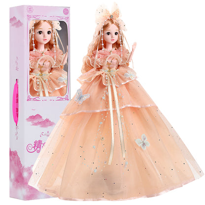 KEBY malika qo'g'irchog'i