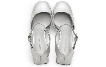 Charlz va Keyt ayollar poyabzali