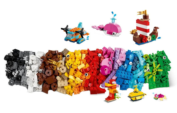 LEGO Classic "Creative Ocean Fun" qurilish to'plami (11018)