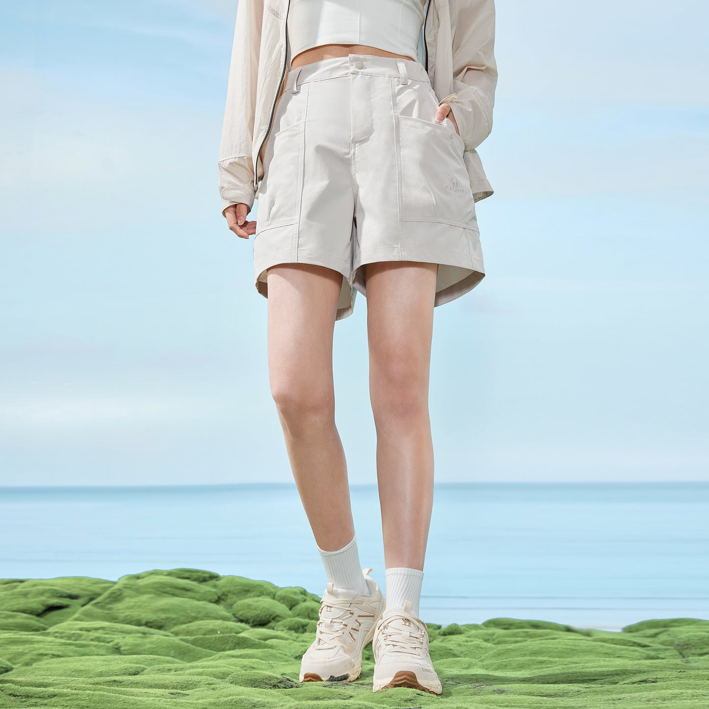 Ayollar uchun tuya shortilari