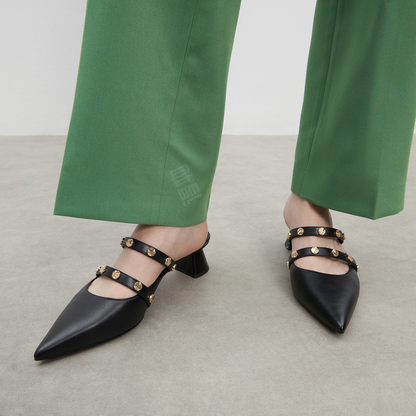 Charlz va Keyt ayollar poyabzali