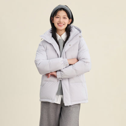 Qor uchib tushadigan kurtka