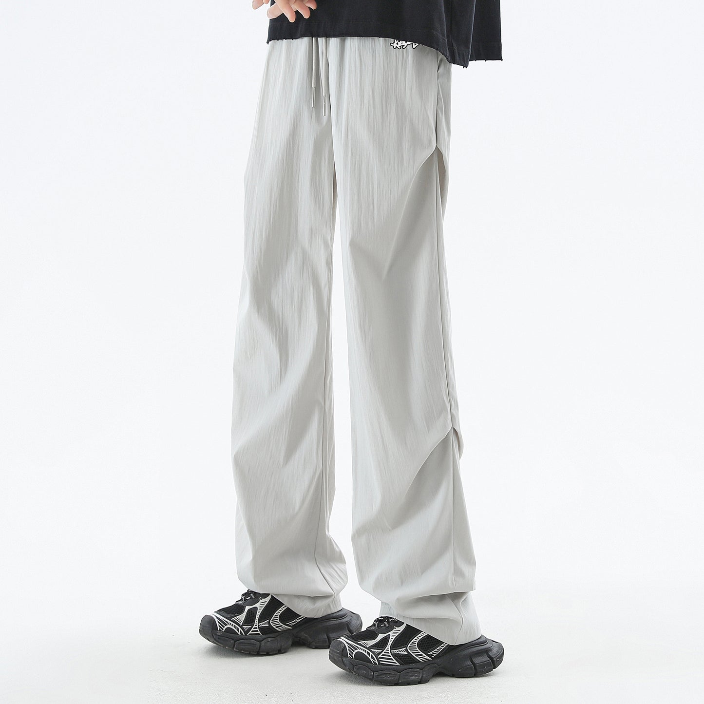 Robinhood robinhood brendining klassik logotipi bir xil modelga ega yuzta tekis kundalik shimlar va ayollar