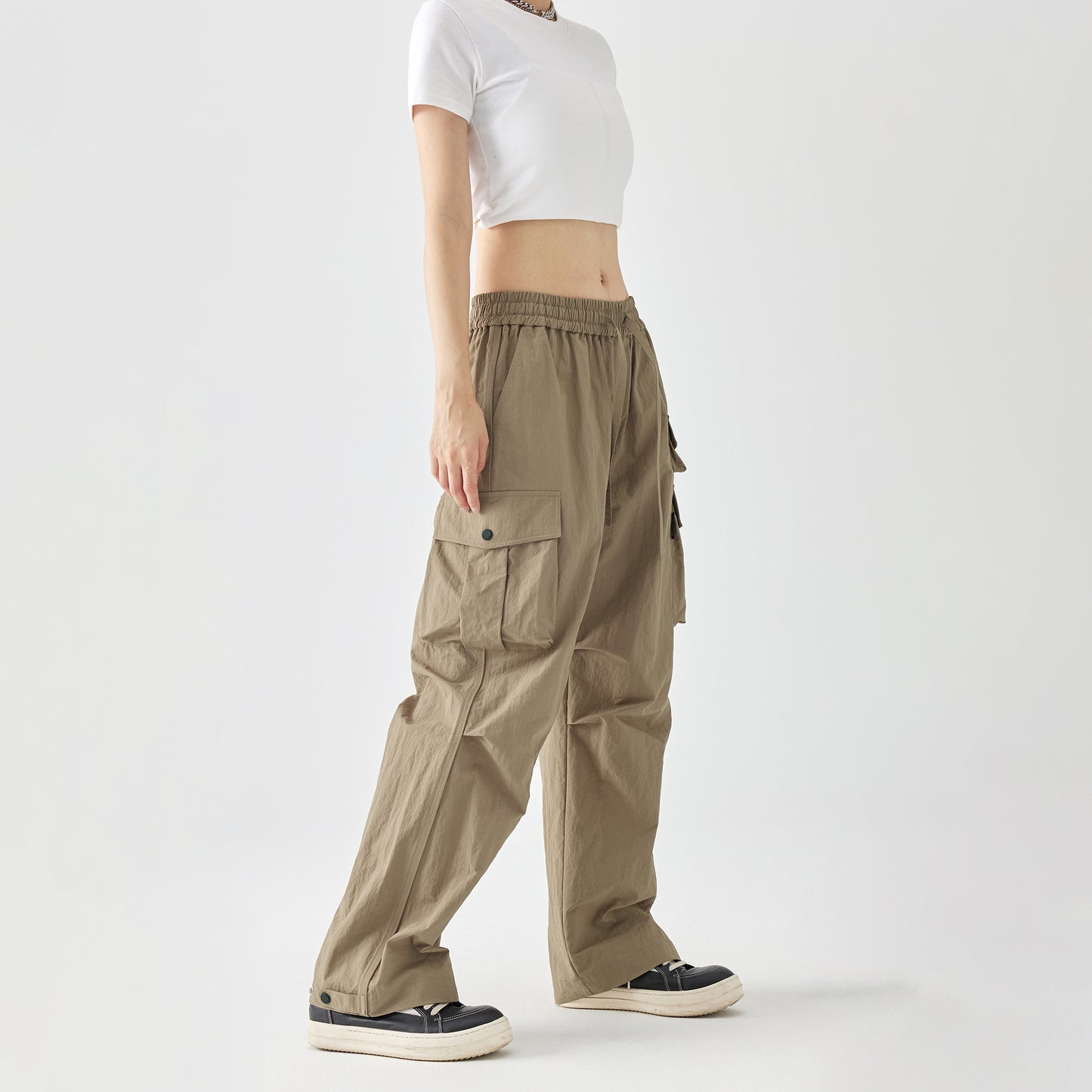 Golfcross asosiy modellari harflar logotipi bosma bir rangli plili ko'p cho'ntakli ish kiyimi tog 'tizimi ochiq havoda dam olish uchun sport kostyumi erkaklar va ayollar modellari