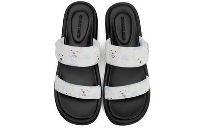 Charlz va Keyt ayollar flip-floplari