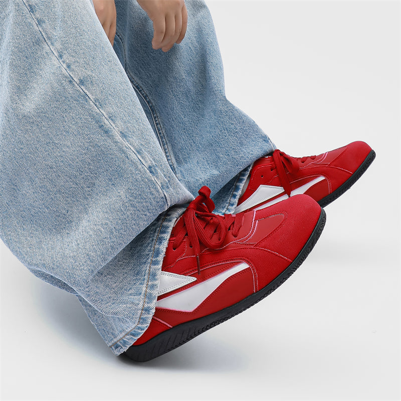 Erkaklar AAA 1955-yildan beri krossovkalar