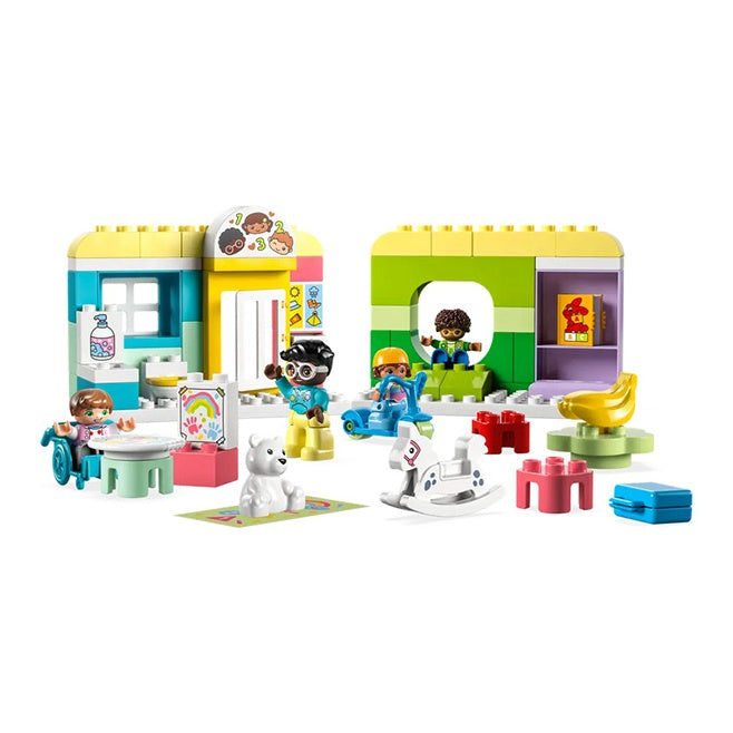 Bolalar bog'chasida LEGO Happy Hour (10992)