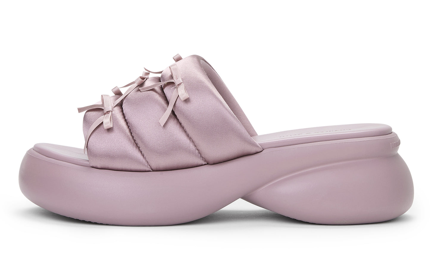 Шлёпанцы женские Charles&Keith ck