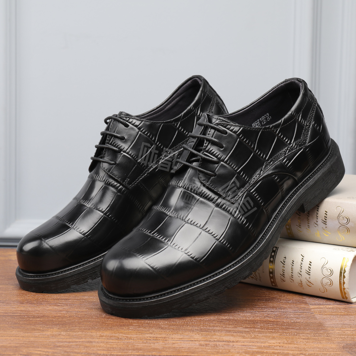 Erkaklar uchun Playboy poyabzallari