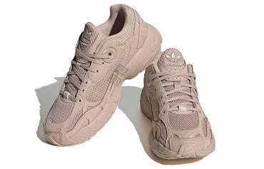 Adidas originals astir спортивный комфорт анти-скольжение износостойкий легкий низкий топ жизнь повседневная обувь женщины коричневый