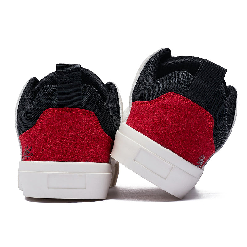 Vanssi krossovkalari