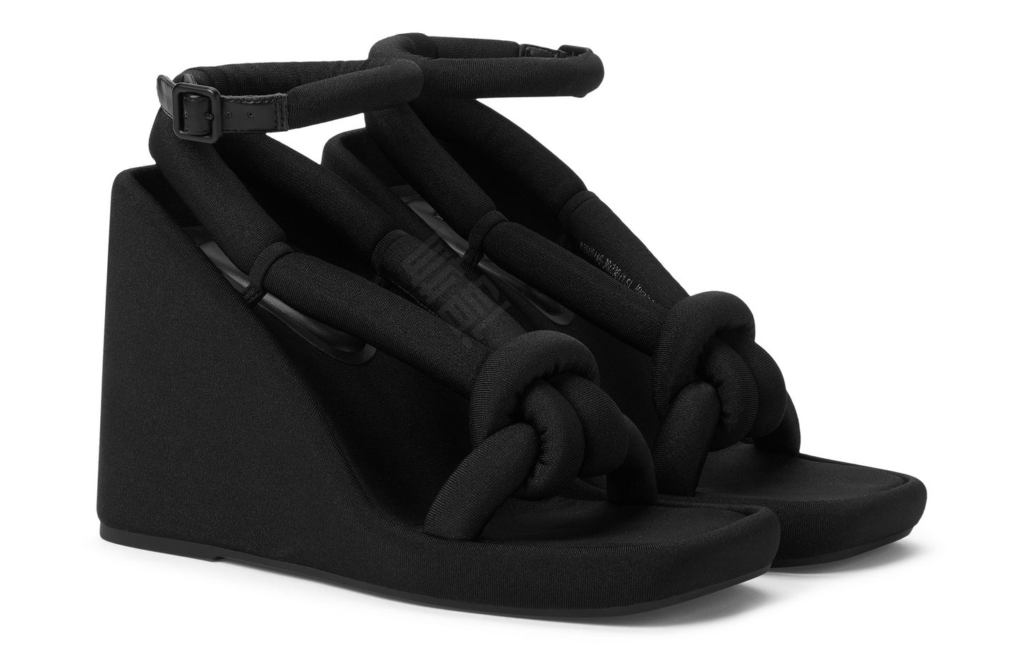 Charlz va Keyt ayollar sandallari