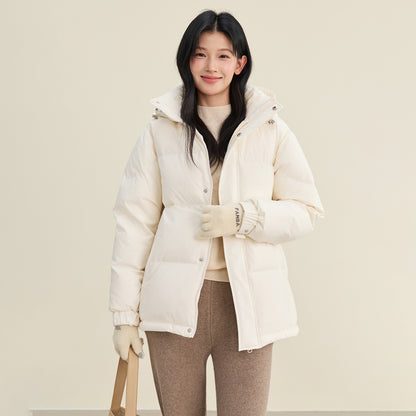 Qor uchib tushadigan kurtka