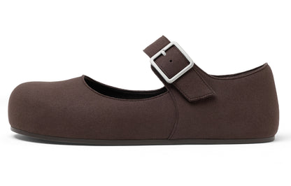 Charlz va Keyt ayollar poyabzali