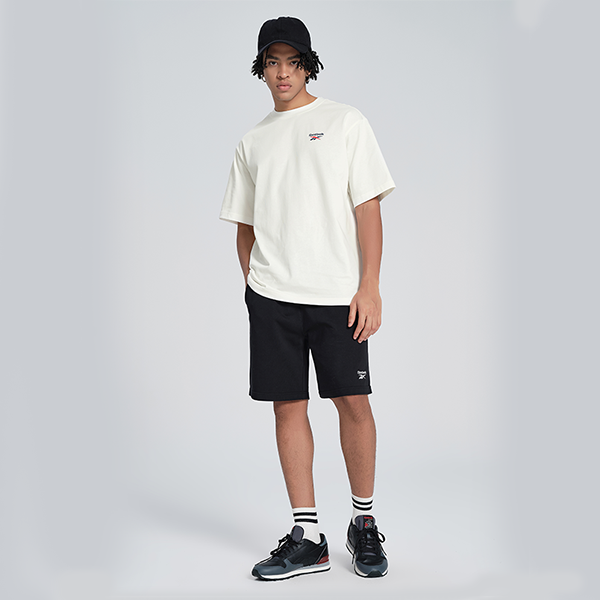 Reebok erkaklar futbolkasi