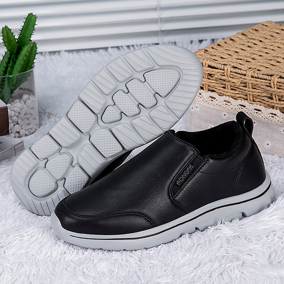 RONGSHI erkaklar poyabzali