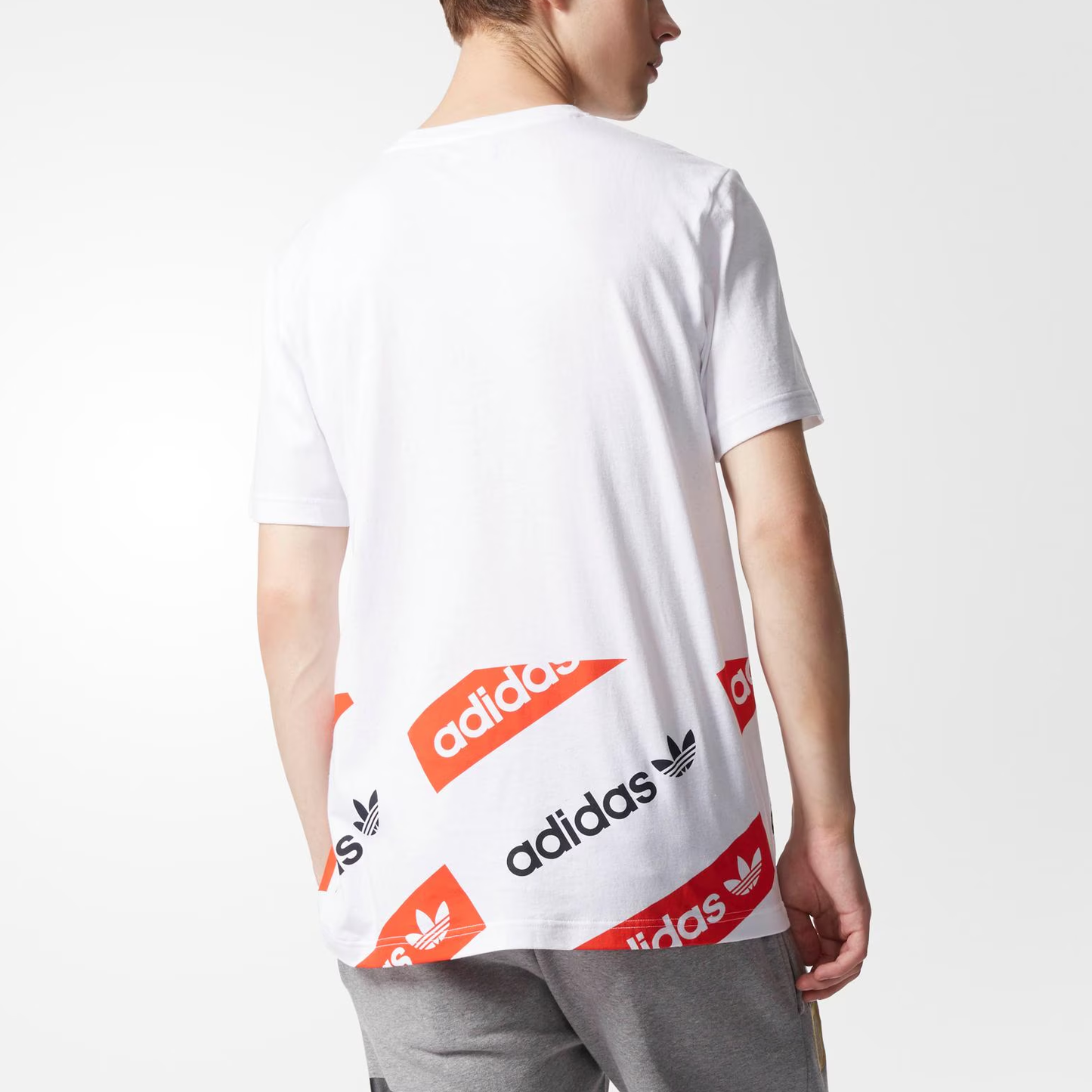Adidas Originals Sports Life erkaklar futbolkasi