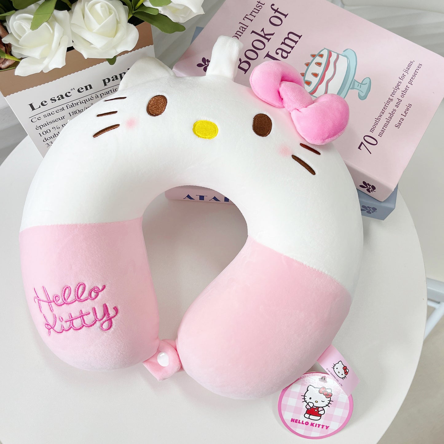 Sanrio x Hello Kitty bo'yin yostig'i