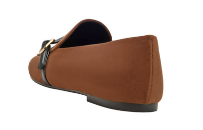 Charlz va Keyt ayollar poyabzali