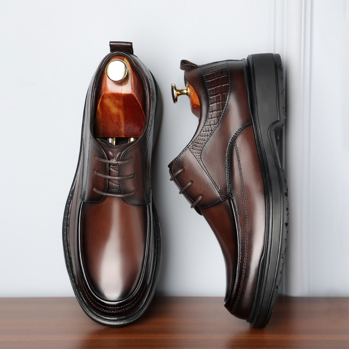 Playboy teri qalin taglik Britaniya trend yo'lovchi kundalik poyabzal erkaklar