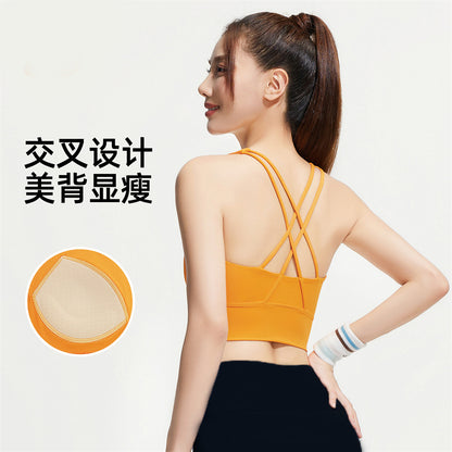 FARO ayollar sport kostyumi