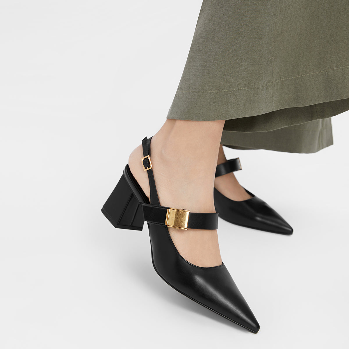 Туфли женские Charles & Keith