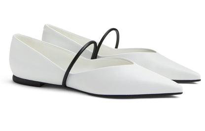 Charlz va Keyt ayollar poyabzali