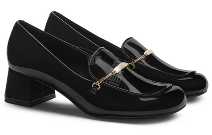 Charlz va Keyt ayollar loaferlari