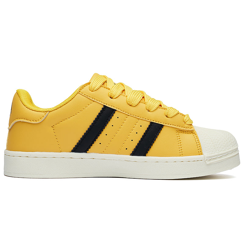 AAA 1955-yildan beri krossovkalar