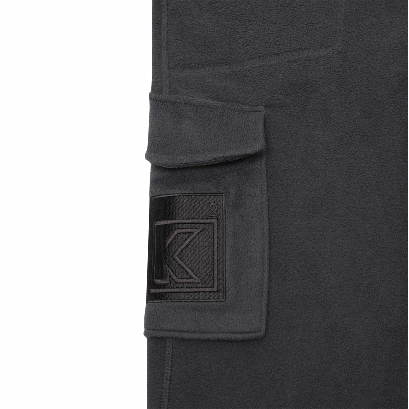 New Balance erkaklar uchun ko‘p cho‘ntakli elastik sport shimlari qora