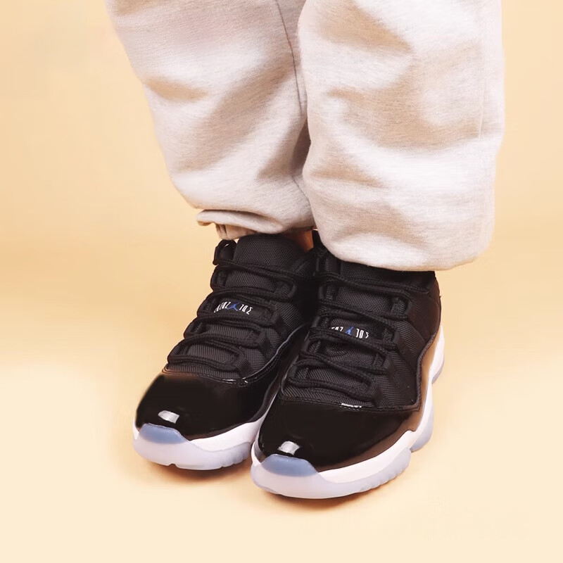 Кроссовки Jordan Air Jordan 11 Retro Low