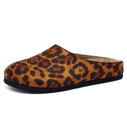 Сабо AAA Since 1955 Closed-Toe Comfort