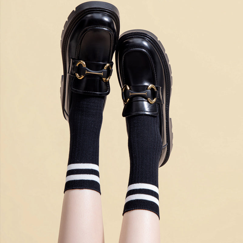 Ayollar uchun jangchi poyabzallari