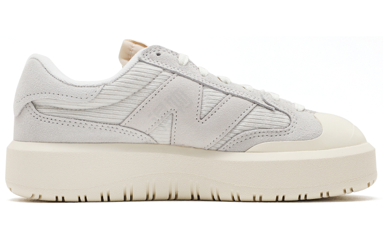 New Balance NB 302 zamshli engil va qulay kul rangdagi kam qavatli Uniseks shortilar