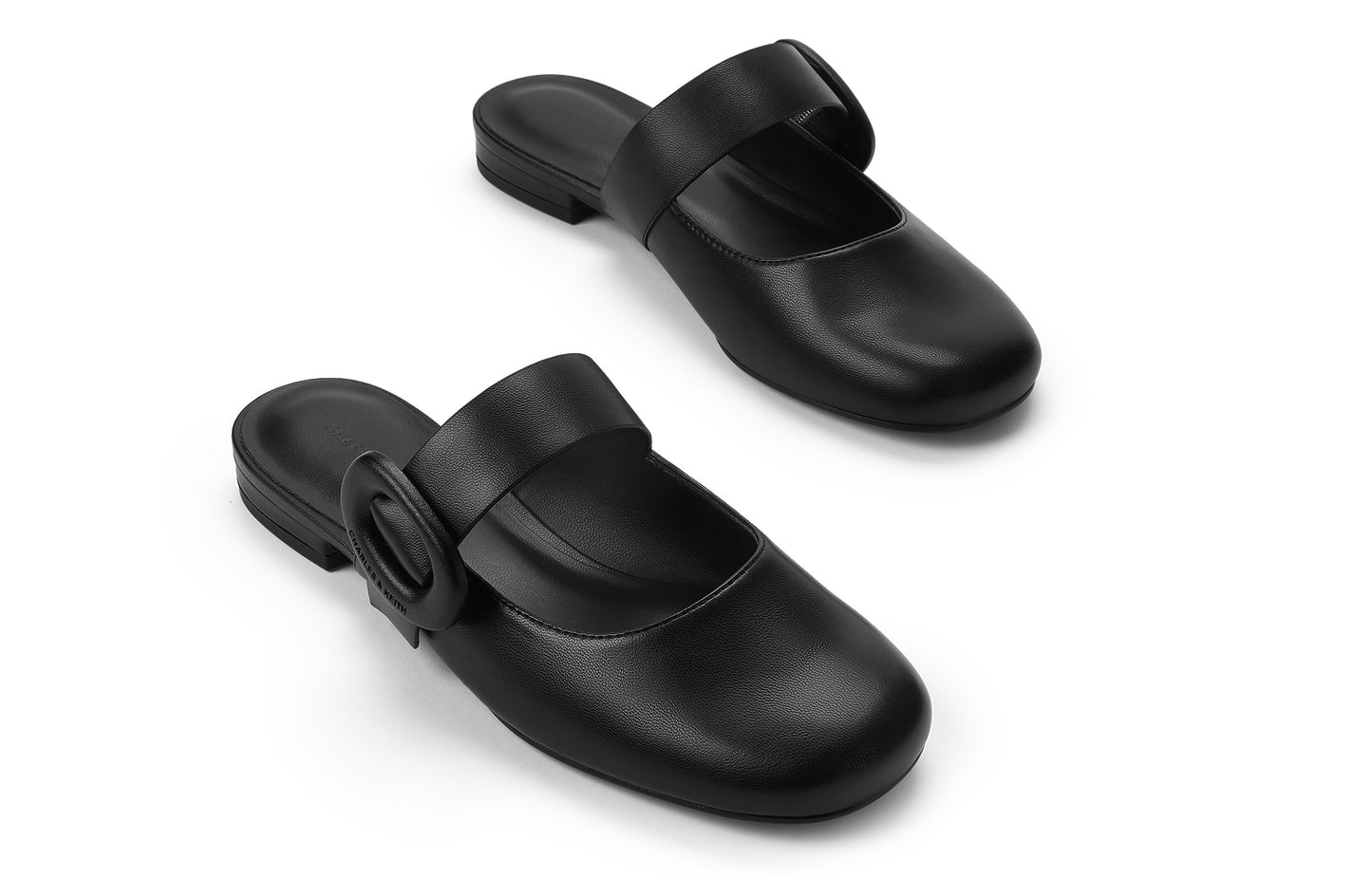 Ayollar xachirlari Charlz va Keyt