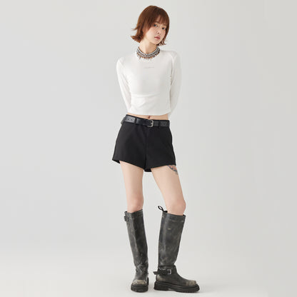 Ayollar uchun golfcross shortilari