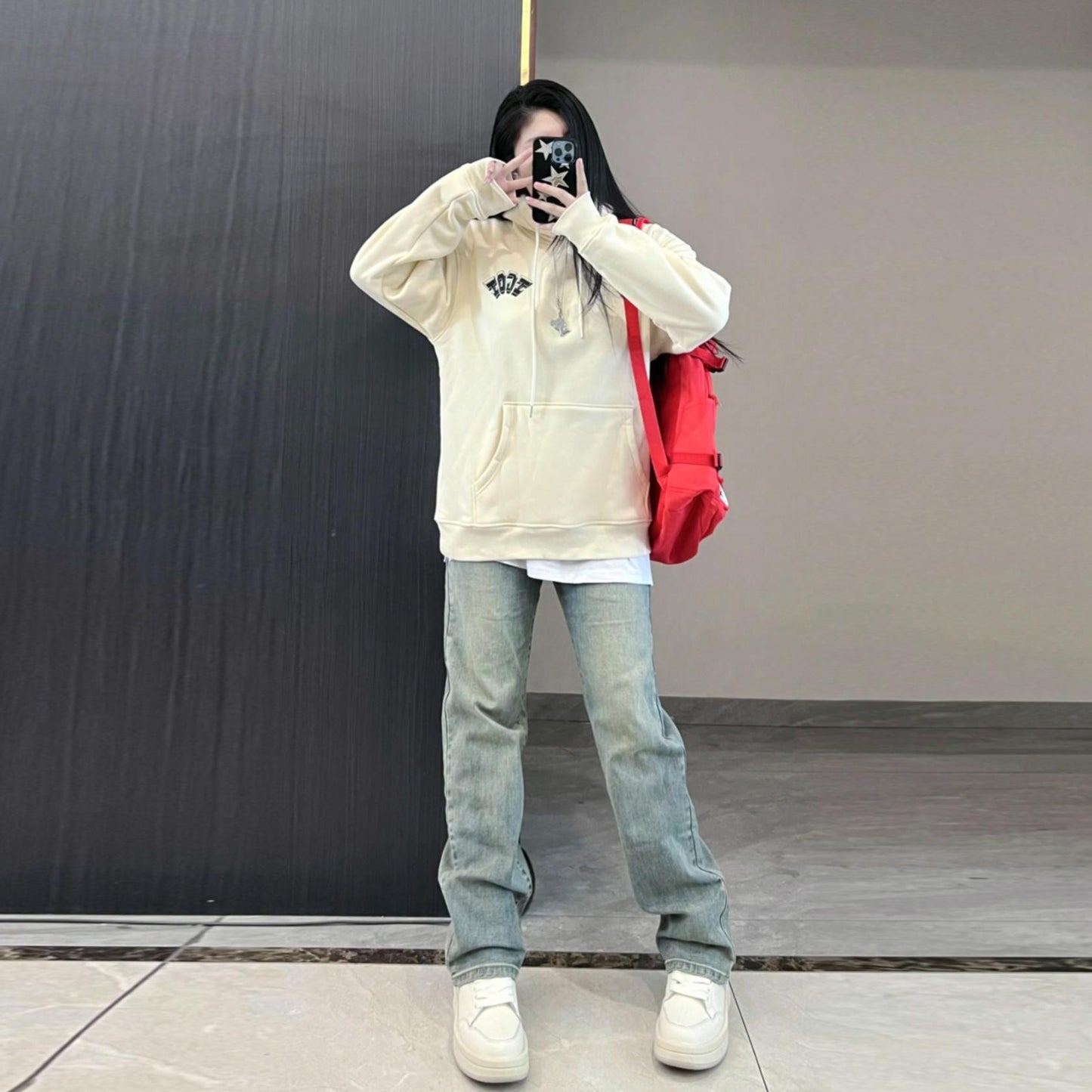 Erkaklar uchun IGOI FW22 kapshonli ko'ylagi