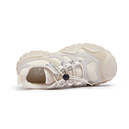 Ayollar uchun tuya krossovkalari