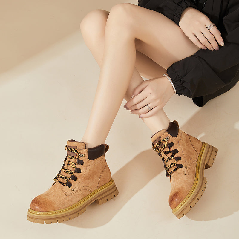 Ботинки женские DAPHNE