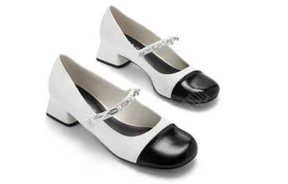 Charlz va Keyt ayollar poyabzali