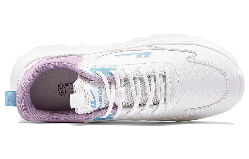 Jangchi ayollar krossovkalari